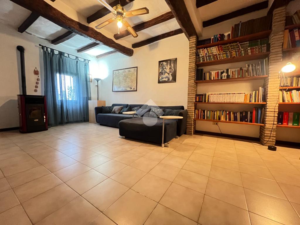 Квартира с 3 спальнями в Будрио, Италия № 83442