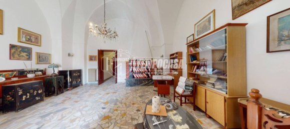 Apartamento de 2 dormitorios en Surbo, Italy No. 331801 17