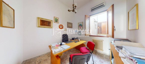 Apartamento de 2 dormitorios en Surbo, Italy No. 331801 9