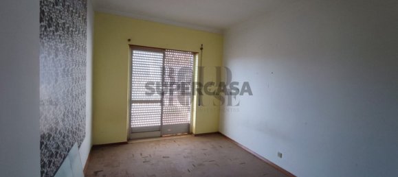 Здание с 6 спальнями в Карташу, Португалия № 155046 5