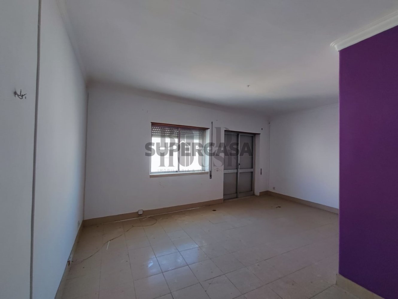 Здание с 6 спальнями в Карташу, Португалия № 155046