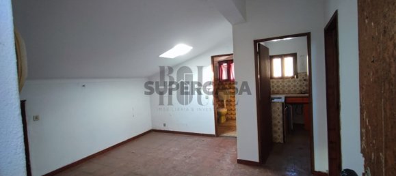 Здание с 6 спальнями в Карташу, Португалия № 155046 16