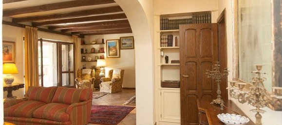 4 bedrooms Villa in Orbetello, Italy No. 66145 10