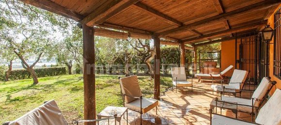 4 bedrooms Villa in Orbetello, Italy No. 66145 8
