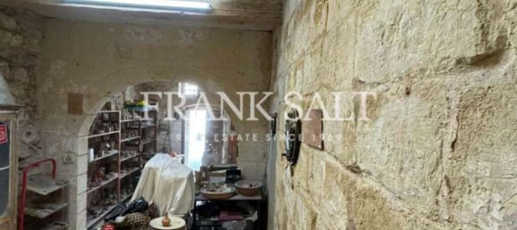 Casa de 6 dormitorios en Rabat, Malta No. 2463 10