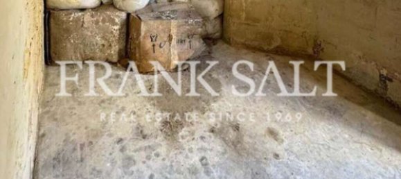 Casa de 6 dormitorios en Rabat, Malta No. 2463 12