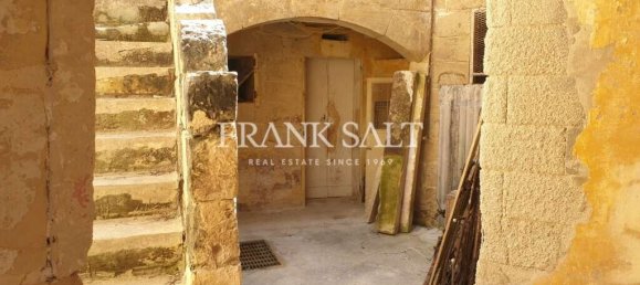 Casa de 6 dormitorios en Rabat, Malta No. 2463 2