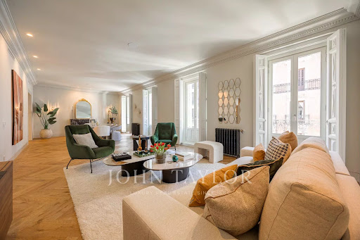 3 bedrooms Apartment in Madrid, Spain No. 183392