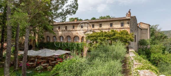 13 bedrooms Castles in Sarteano, Italy No. 172582 2