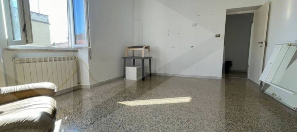 3 rooms Apartment in Ciampino, Italy No. 8726 10