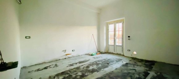 2 bedrooms Apartment in Capannori, Italy No. 42684 9