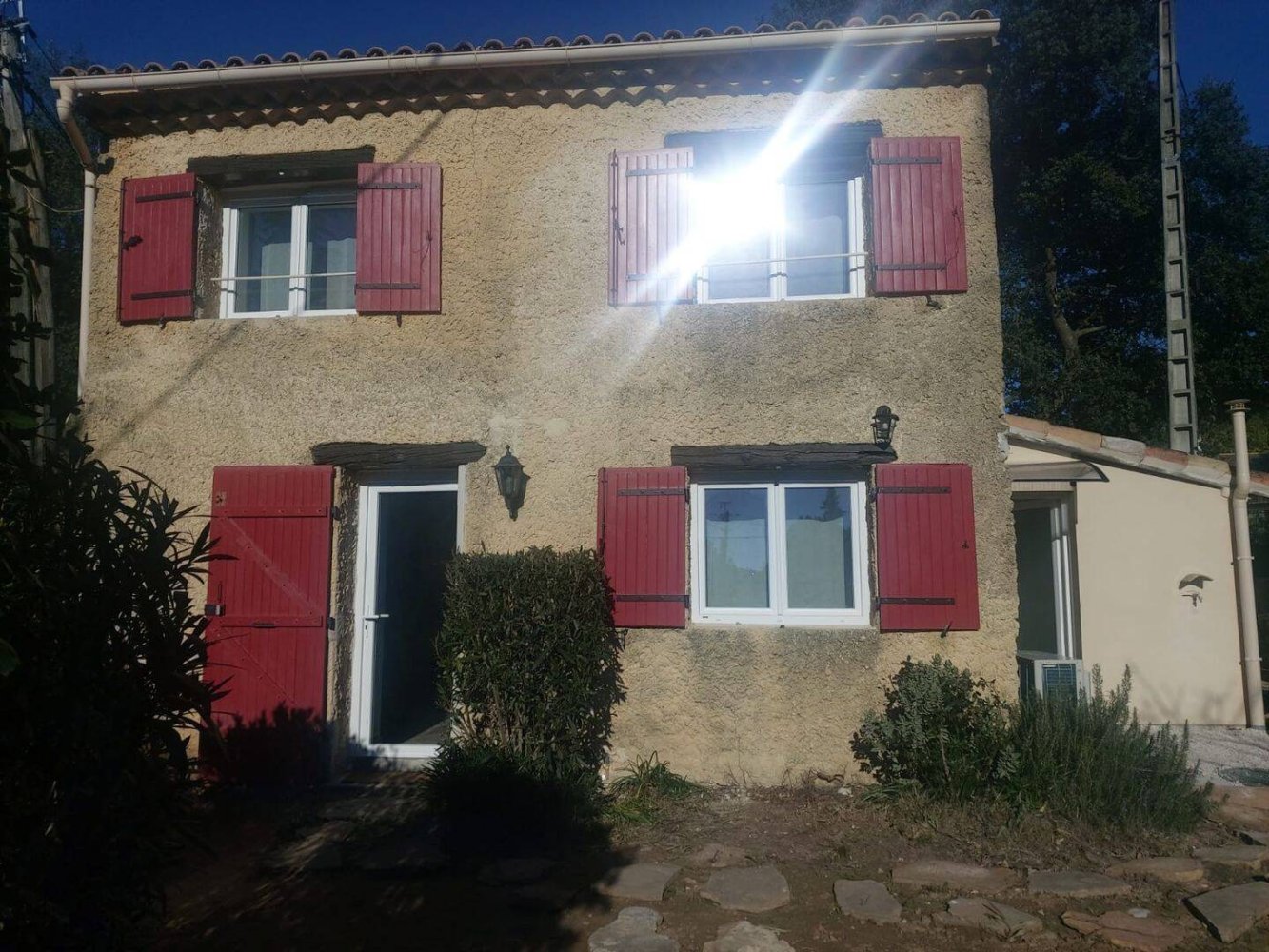 2 bedrooms House in Uchaux, France No. 326525