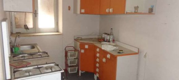 بناية في Fondi, Italy 200متر مربع رقم 318398 7