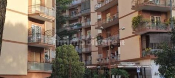 Apartamento de 2 dormitorios en Rome, Italy No. 173923 16