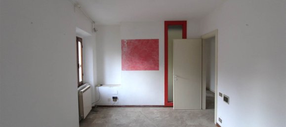 120m² Office in Colle di Val d'Elsa, Italy No. 203715 10
