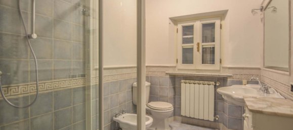 5 bedrooms Villa in Forte dei Marmi, Italy No. 69390 5