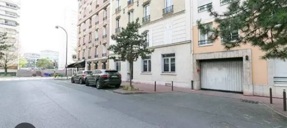7m² Parking in Charenton-le-Pont, France No. 328986 2