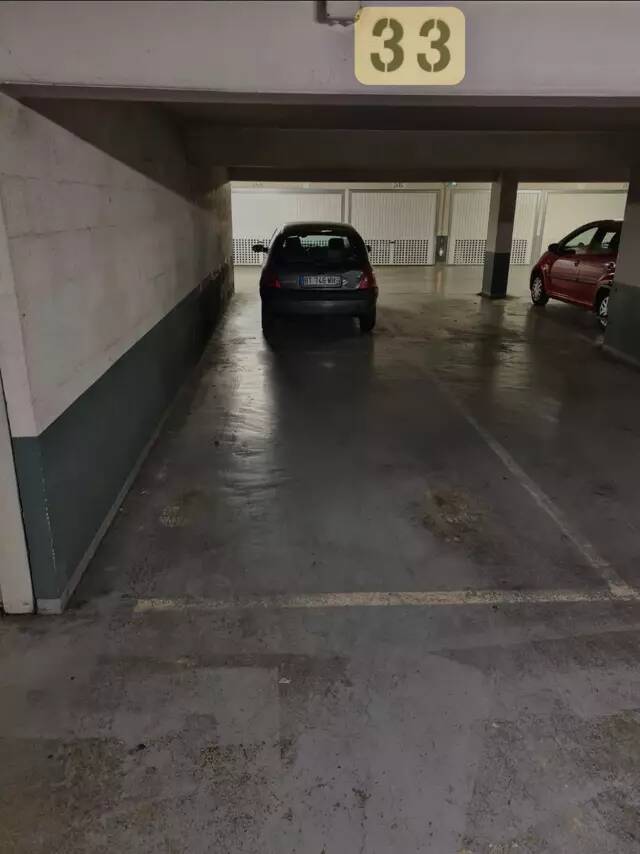 7m² Parking in Charenton-le-Pont, France No. 328986