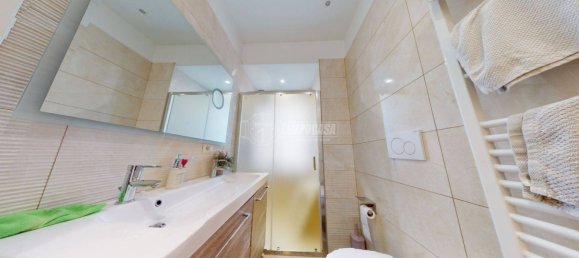 2 Schlafzimmer Wohnung in Bari, Italy, Nr. 157443 5