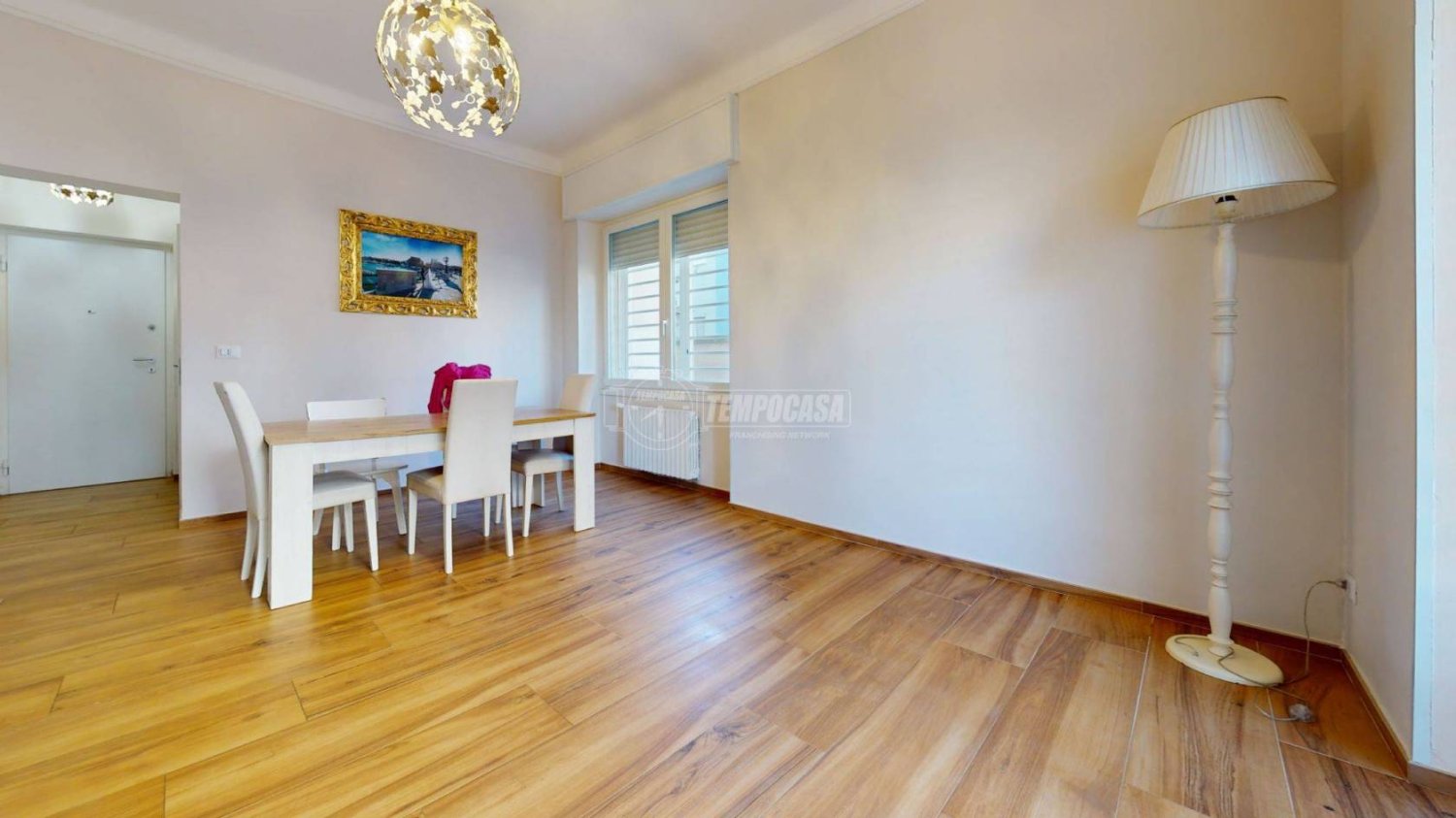 2 Schlafzimmer Wohnung in Bari, Italy, Nr. 157443