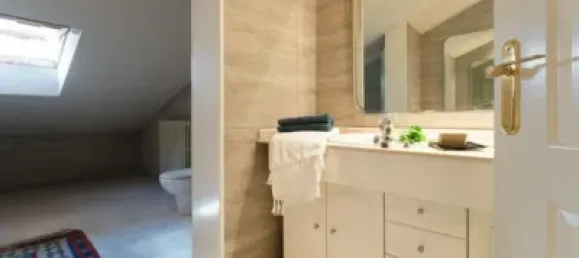 Dúplex de 6 dormitorios en Comunidad Foral de Navarra, Spain No. 33076 48