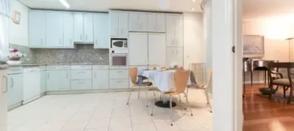 Dúplex de 6 dormitorios en Comunidad Foral de Navarra, Spain No. 33076 2