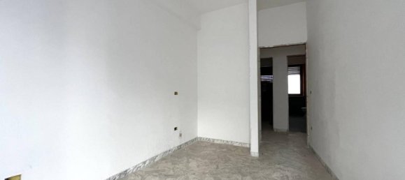 5 rooms Apartment in Catanzaro, Italy No. 29478 10