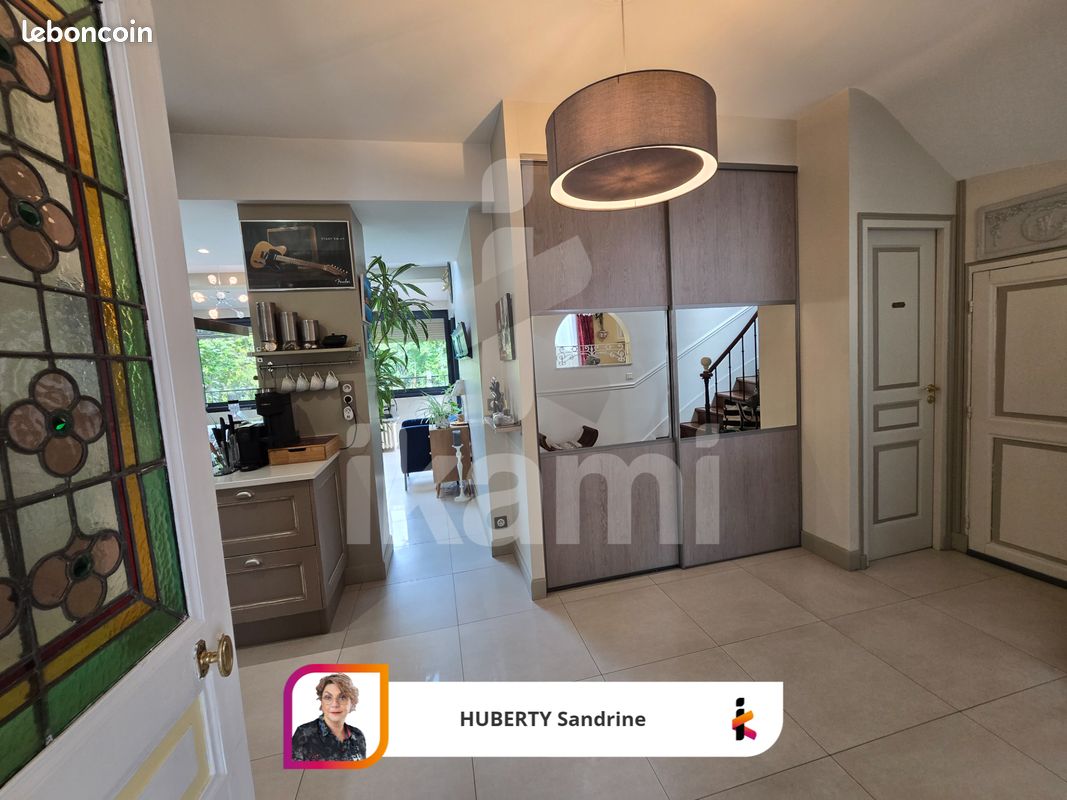 5 bedrooms House in Livry-Gargan, France No. 325344