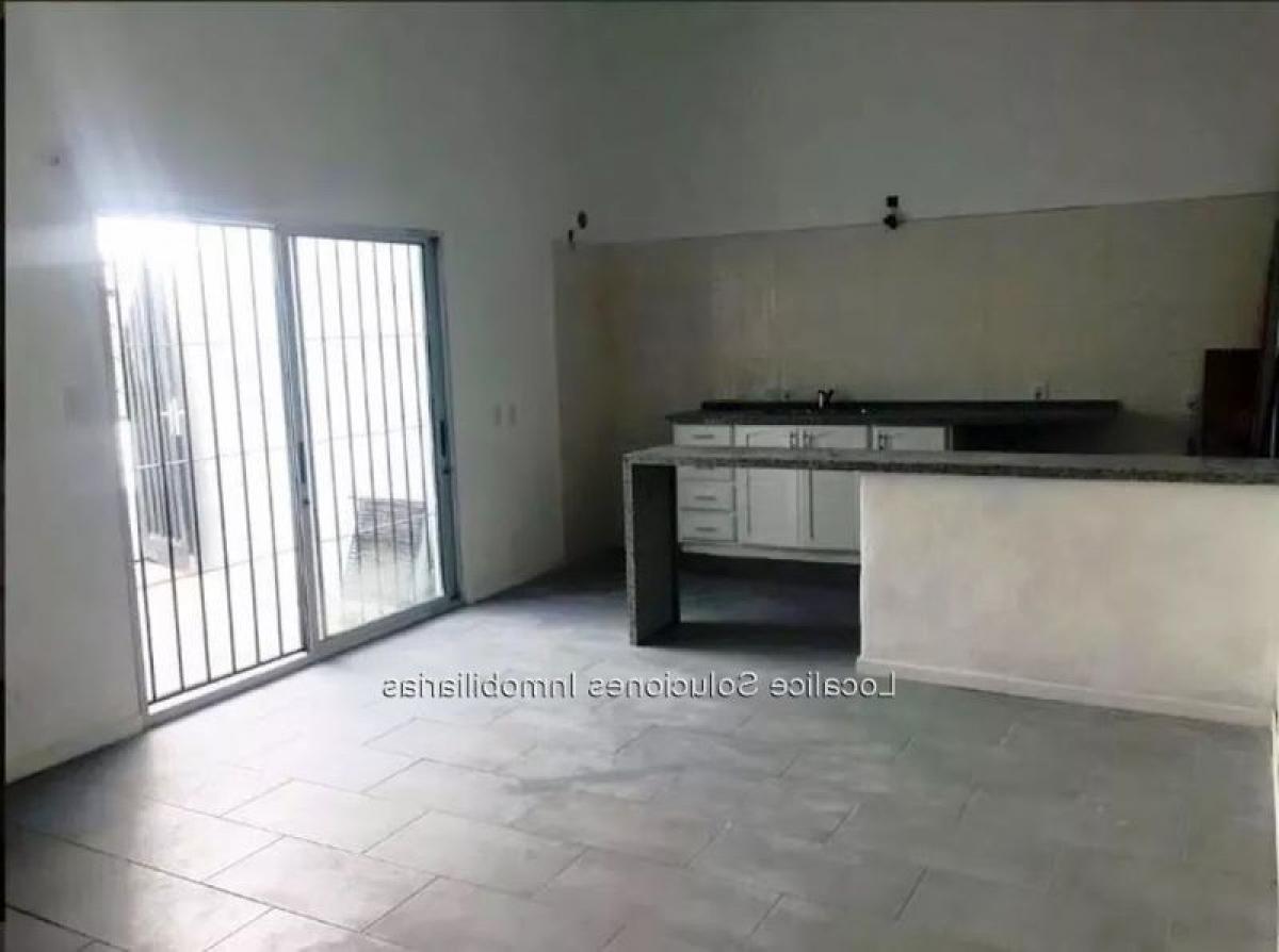 Studio in Montevideo, Uruguay No. 802