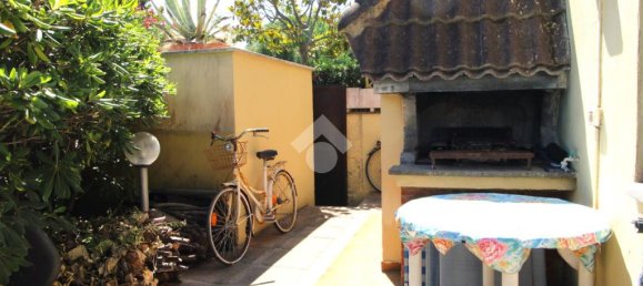 2 Schlafzimmer Villa in Ardea, Italy, Nr. 298314 4