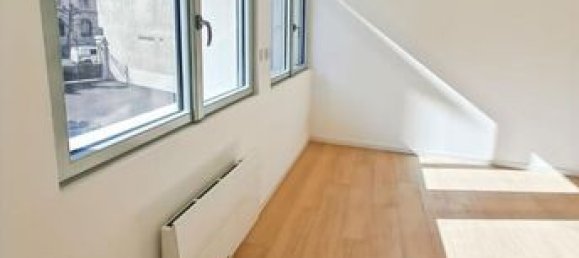 2 bedrooms Apartment in Chalons-en-Champagne, France No. 309531 4