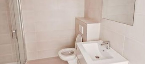 2 bedrooms Apartment in Chalons-en-Champagne, France No. 309531 7