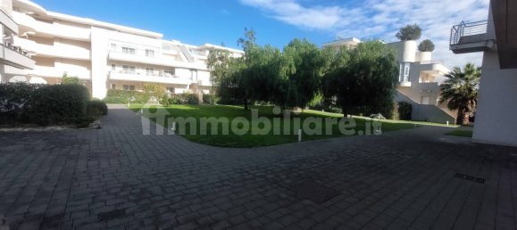 2 bedrooms Apartment in Rome, Italy No. 44928 15