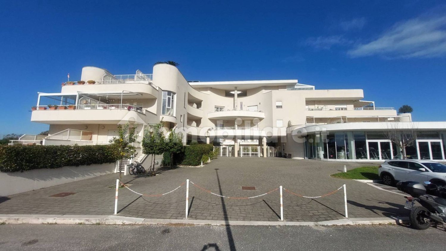 2 bedrooms Apartment in Rome, Italy No. 44928