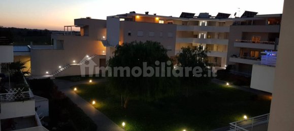 2 bedrooms Apartment in Rome, Italy No. 44928 38