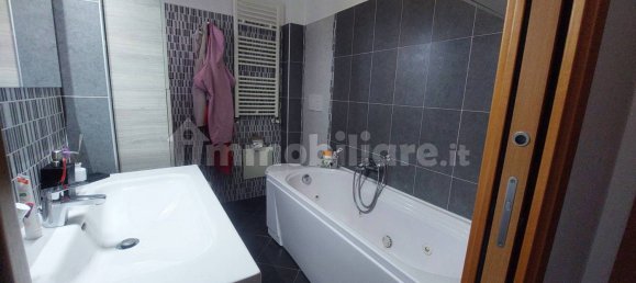 2 bedrooms Apartment in Rome, Italy No. 44928 23