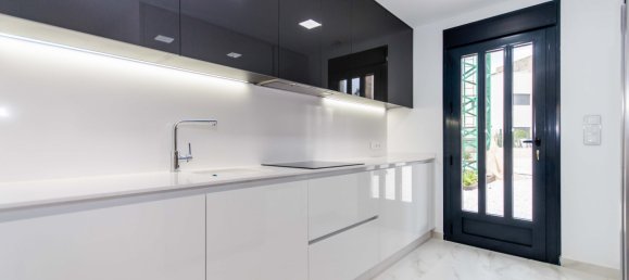 4 غرف نوم فيلا في Mar De Cristal, Spain رقم 9090 18