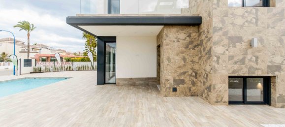 4 غرف نوم فيلا في Mar De Cristal, Spain رقم 9090 2