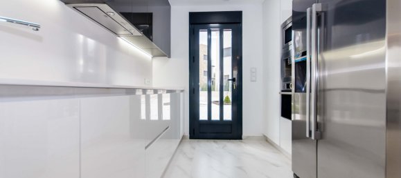 4 غرف نوم فيلا في Mar De Cristal, Spain رقم 9090 17