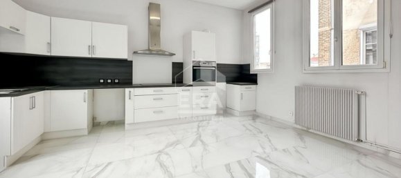 3 chambres Appartement à Reims, France No. 265261 5