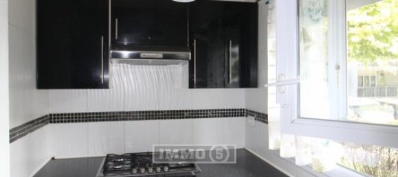 1 bedroom Apartment in Noisy-le-Grand, France No. 174530 3