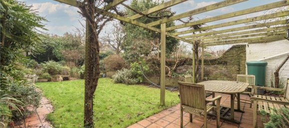 4 Schlafzimmer Haus in London, United Kingdom, Nr. 12683 8