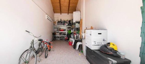 4 bedrooms Penthouse in Rubiera, Italy No. 7434 18