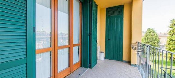 4 bedrooms Penthouse in Rubiera, Italy No. 7434 34