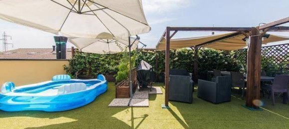 4 bedrooms Penthouse in Rubiera, Italy No. 7434 15