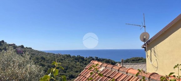 2 bedrooms House in Genoa, Italy No. 291775 12