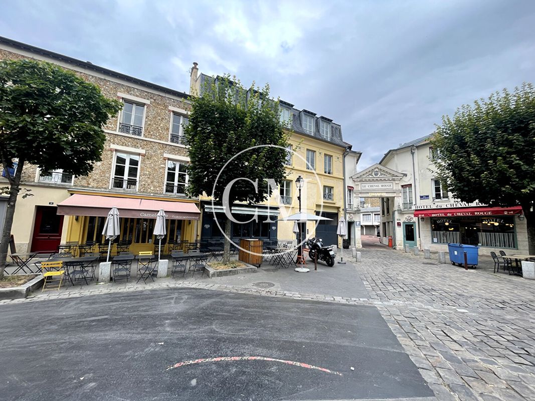 Квартира с 1 спальней в Версаль, Франция № 178117