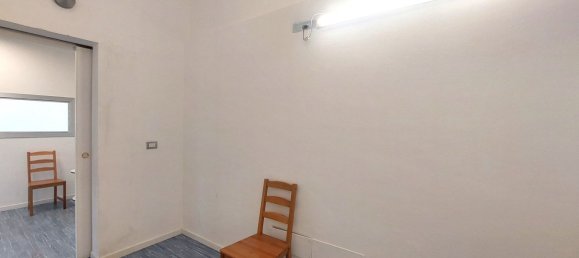 Bureau à Florence, Italy 40m² No. 137181 19