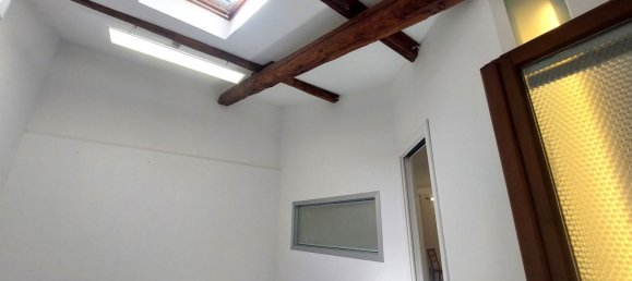 Bureau à Florence, Italy 40m² No. 137181 25