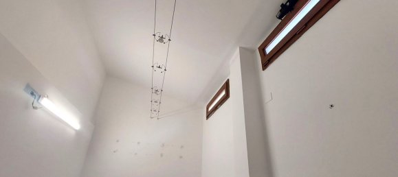 Bureau à Florence, Italy 40m² No. 137181 22